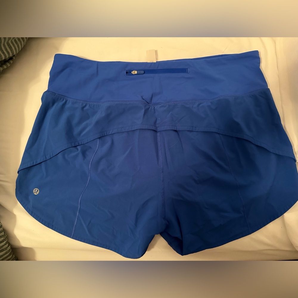Lululemon shorts 4”